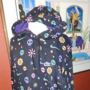 Nike skulls hoodie